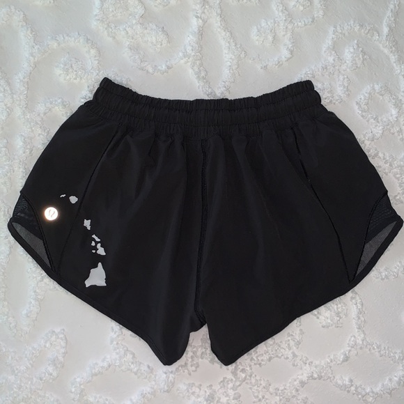 lululemon athletica Pants - 🍋 LULULEMON HAWAIIAN HOTTY HOT SHORTS IN BLACK